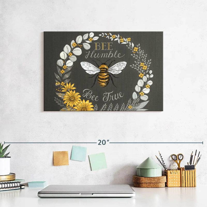 Brampt Bee Humble Bee True, 8" H x 12" W