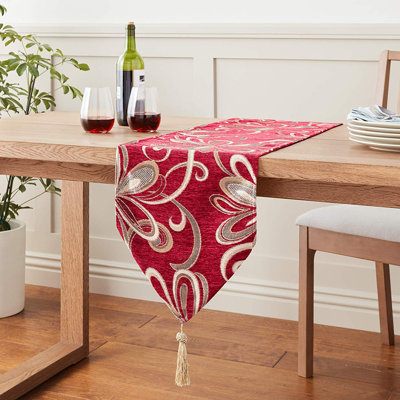 Aubrianna Floral Table Runner