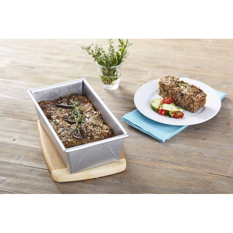 Heavy-Duty Aluminum 1-Pound Loaf Pan for Commercial Use