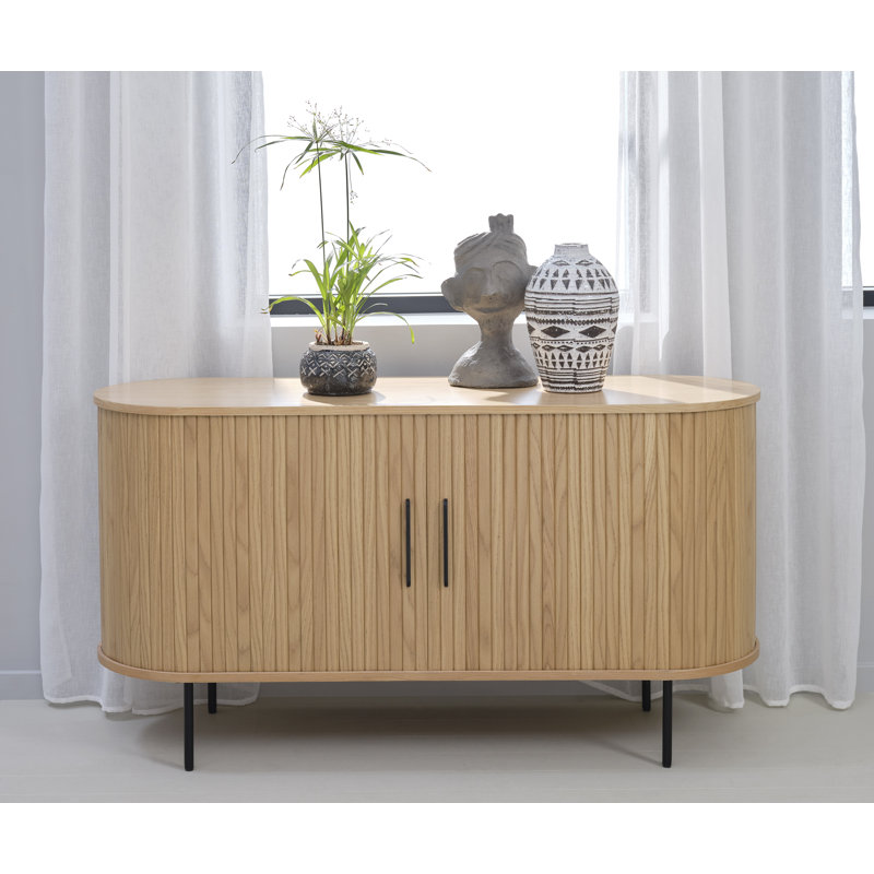 Teneasha 140cm Sideboard, Natural