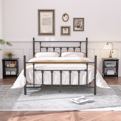 Kempst Steel Piece Bedroom Set