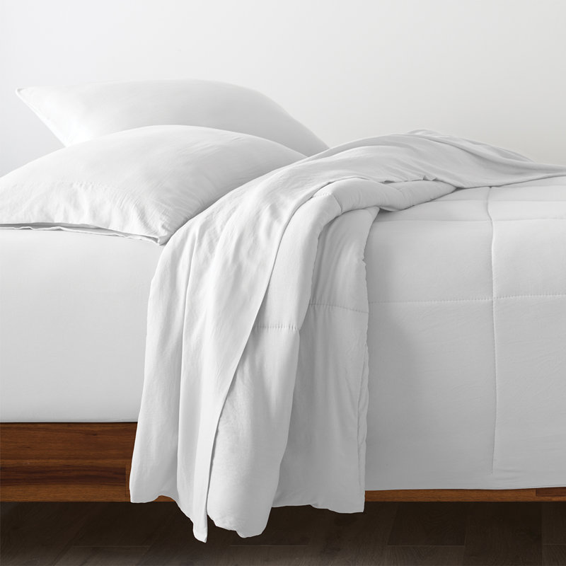 100% Cotton Percale Crisp and Cool Sheet Set, Queen Sheet Set with 4 Pieces Included, White
