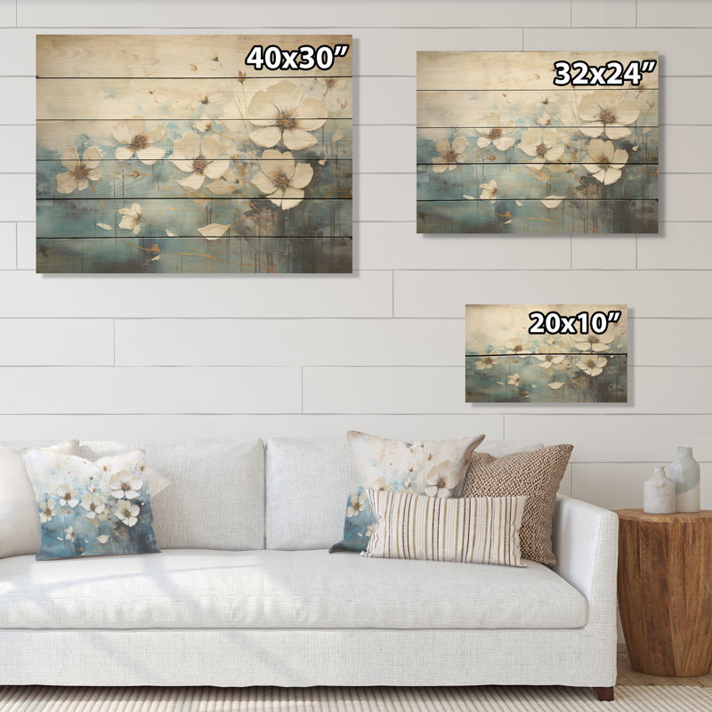 Collage de fleurs bleu et blanc saisonnier - Art saisonnier sur bois de pin naturel, H 10 po x l 20 po