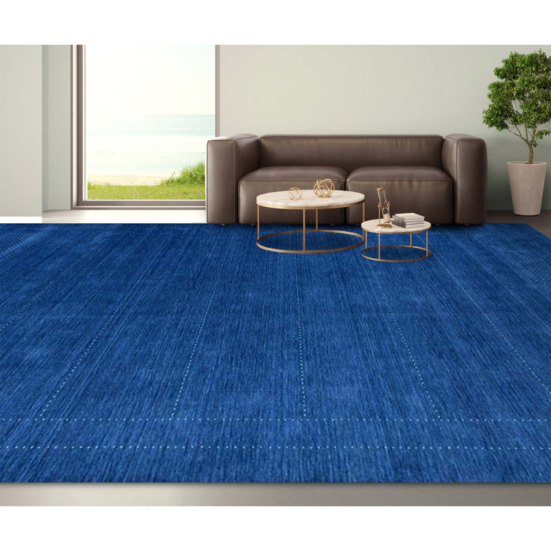Area Rug in Blue, Rectangle 6' x 9'