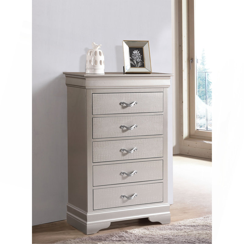 Commode verticale à 5 tiroirs avec façade texturée et poignées décoratives, Gris clair