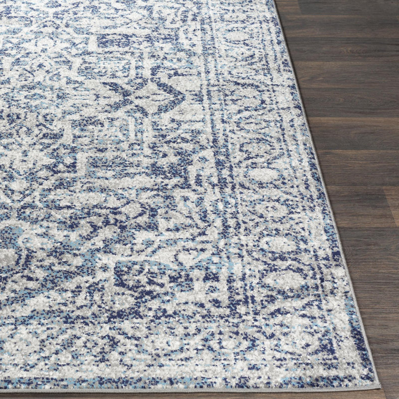 Tapis oriental bleu marine tissé au métier mécanique Ingrid, Rectangle 5 pi 3 po x 7 pi 3 po