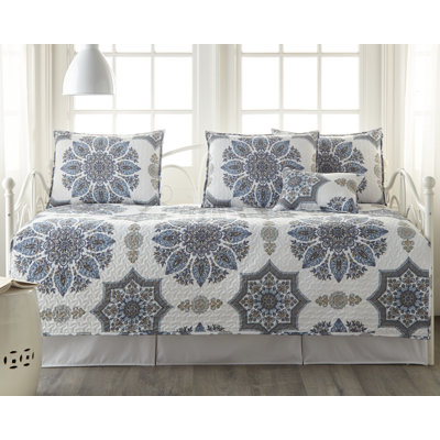 Infinity Collection Daybed Quilt Set covers by Southshore Fine Linens.
