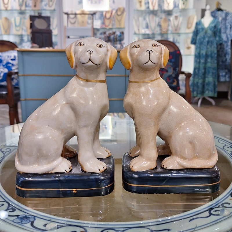 Animal Figurines & Sculptures