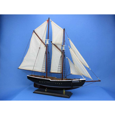 Bateau miniature Elim