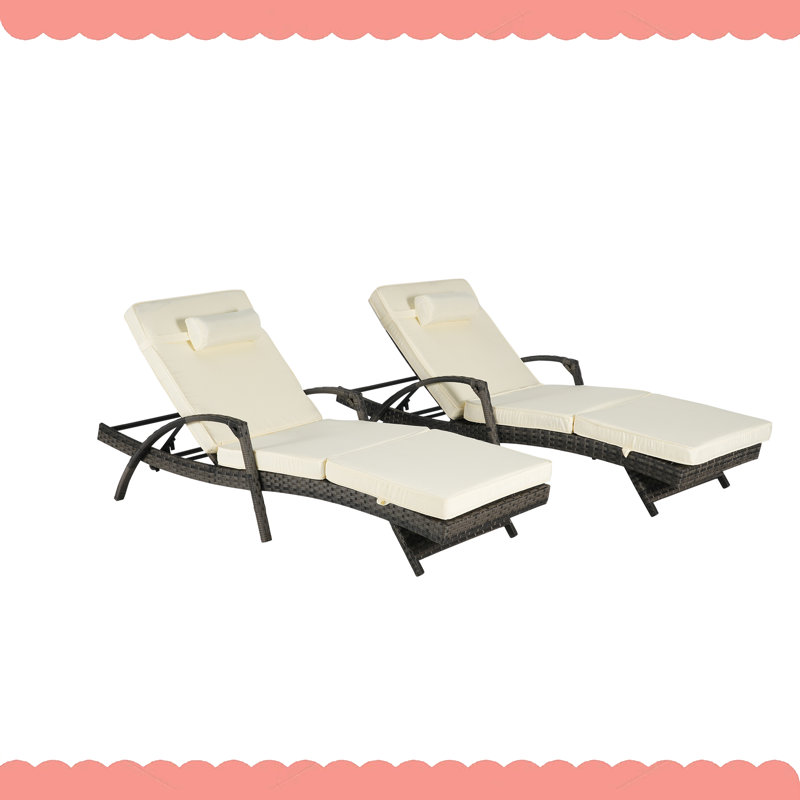 Ensemble de 2 chaises longues d'extérieur en osier avec coussins, chaise longue inclinable en osier pour bronzer jusqu'à 150 ° sur la plage, structure robuste