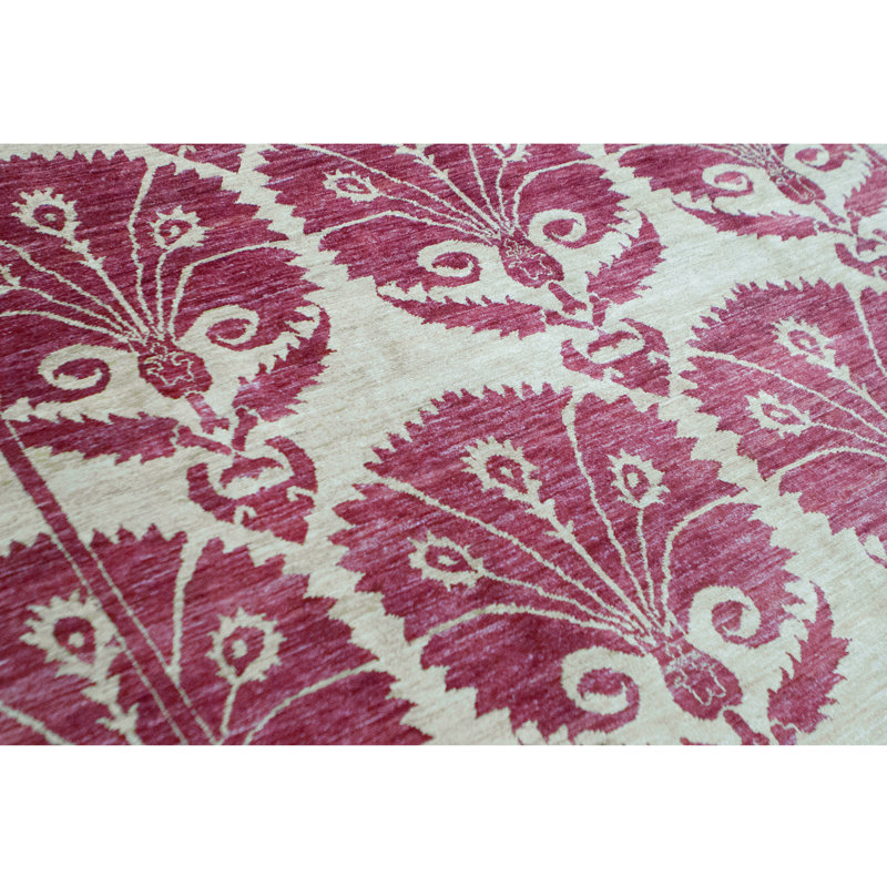 Hand Woven Wool Floral Area Rug