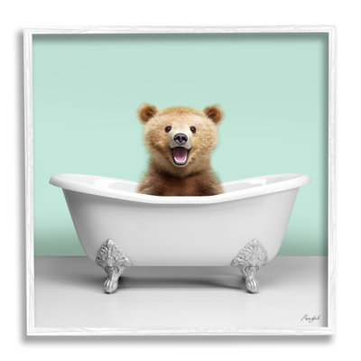 «Bear Cub in Bathaign» par Roozbeh, reproduction de photo sur toile