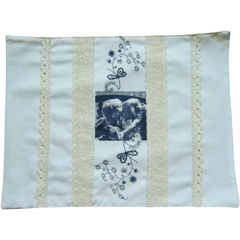 Tiarra Floral Rectangle Placemat