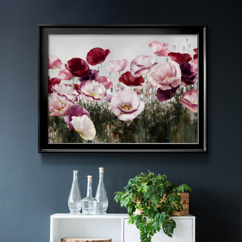 Royal Poppy Field - peinture encadrée, Toile avec cadre noir, H 26,5 po x l 36,5 po x P 1,5 po