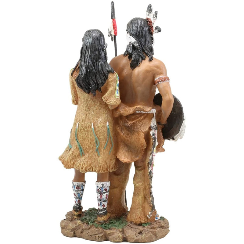 Sculpture de couple d'amérindiens