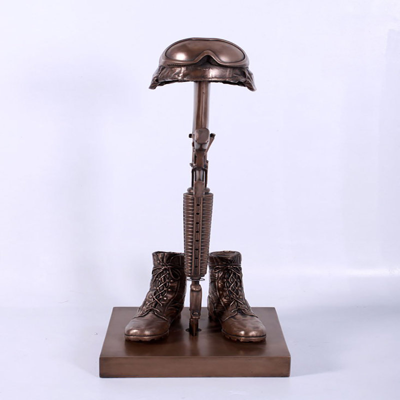Nasir Figurines & Sculptures