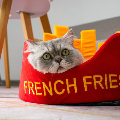 Maison pour animaux avec hamburger fermé toutes saisons toutes saisons et frites, tapis de grotte à double usage pour chat, nid douillet pour chats et petits chiens