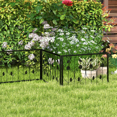 Costway Decorative Garden Fence With 8 Panels Outdoor Animal Barrier Landscape Border