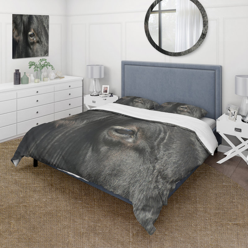 Vache qui broute dans la prairie - Ensemble de housse de couette Farmhouse - Polyester en microfibre