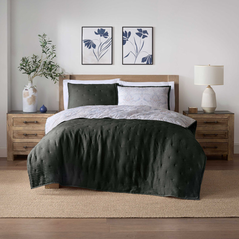 Martex Fresh & Collected Priscilla Quilt Set, Queen Comforter + 2 Standard Shams, Charcoal
