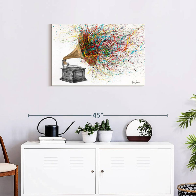 Abarca Turn It Up, 20" H x 30" W