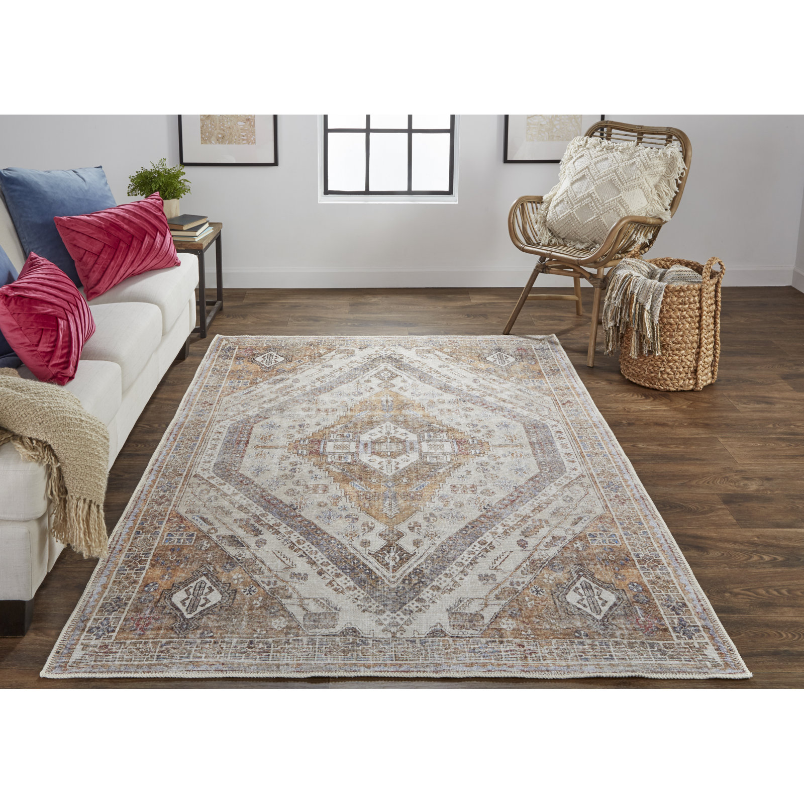 Vincenta Machine Washable Oriental Rug, Rectangle 7'10" x 9'10"