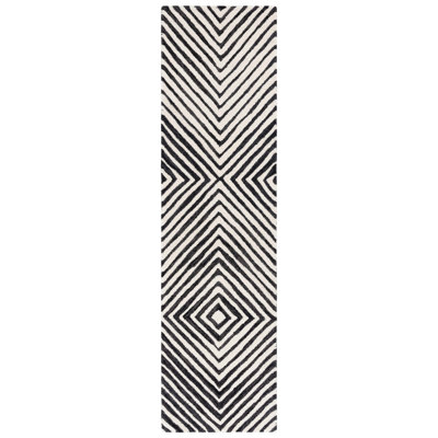 Joahan Geometric Hand Tufted Wool/Cotton Area Rug in Black/Ivory