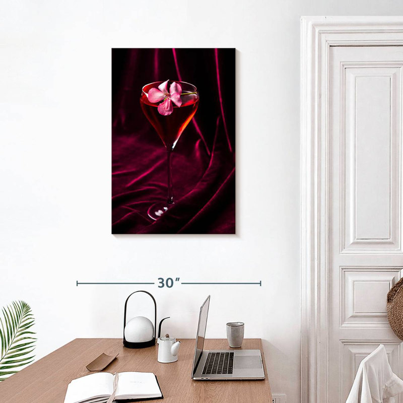 Yarlin Cosmopolitan Cocktail, 30" H x 20" W