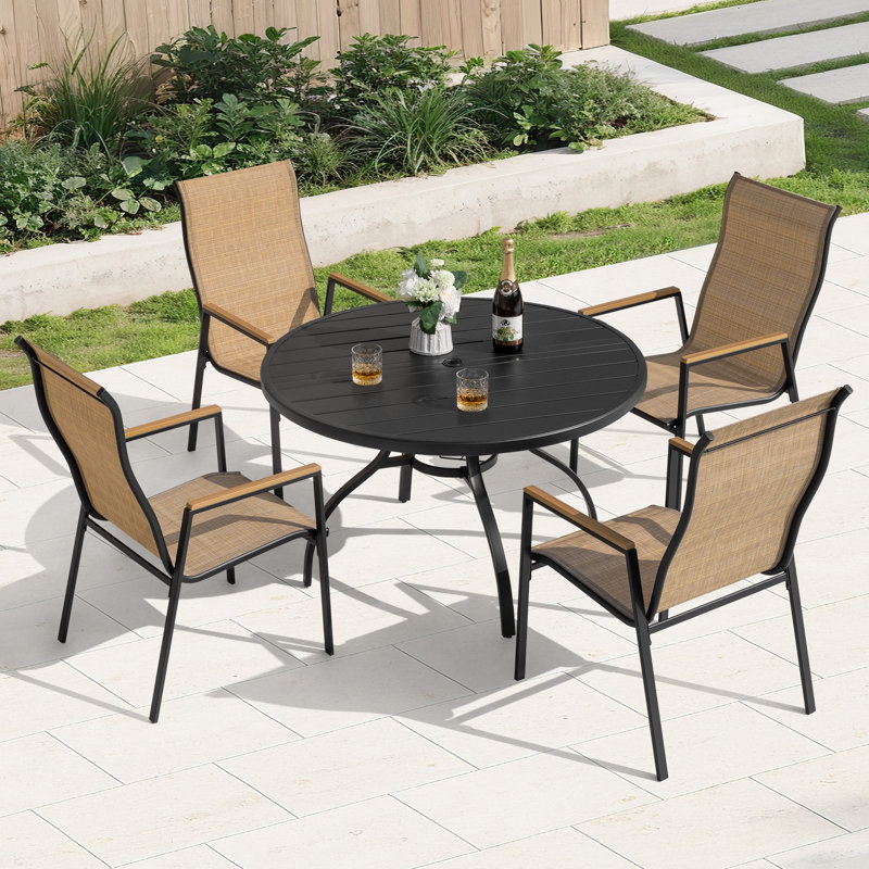 Ensemble repas 5 pièces pour patio avec trou pour parasol et chaises empilables en textilène