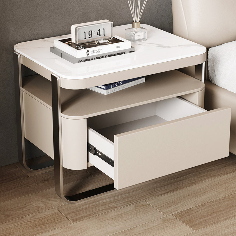 H 20,47 po x l 15,75 po Table de chevet carrée blanche à coins ronds avec structure en acier inoxydable et rangement double couche