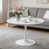 White est en rupture de stock