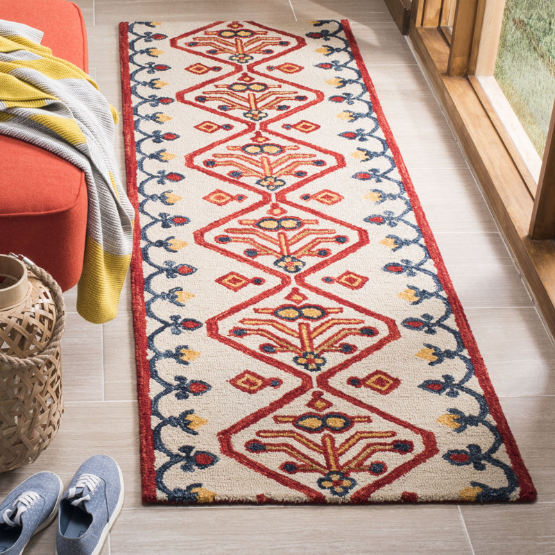 Vahakn Hand Tufted Wool Southwestern Rug, Runner 2'3" x 7'