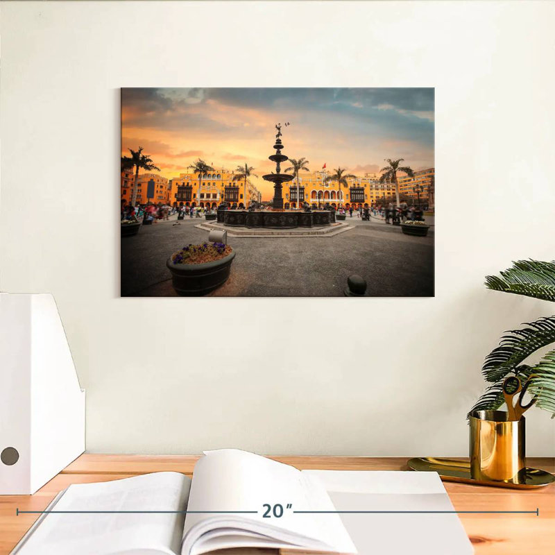 Lima Main Square, 8" H x 12" W