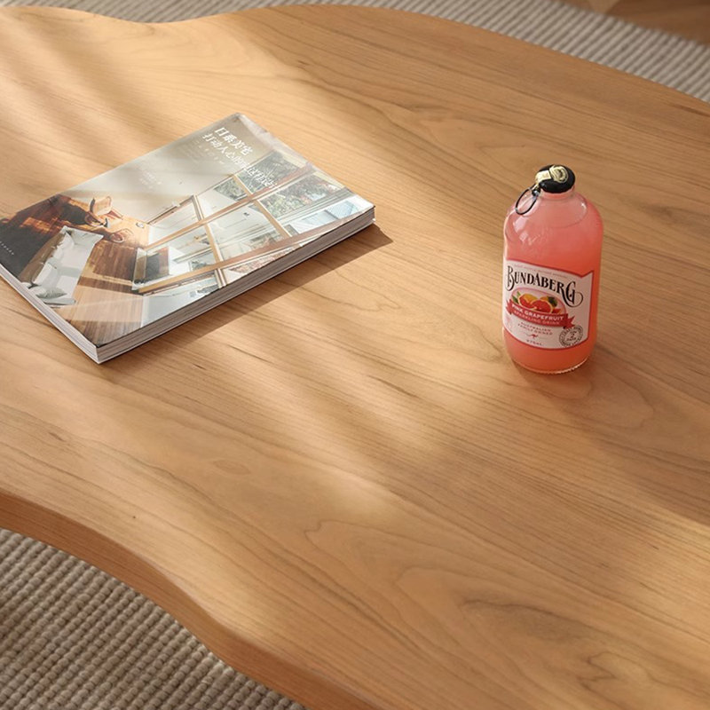 Table basse en forme de nuage