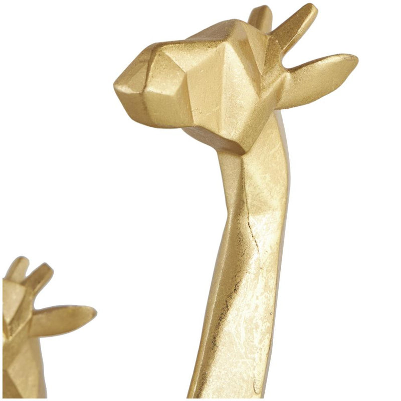 Ensemble de 2 sculptures girafes CosmoLiving par Cosmopolitan Gold Polystone, Doré