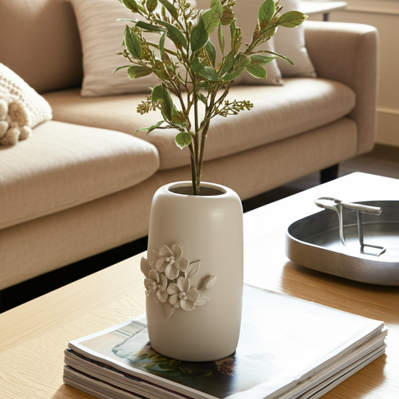Vase Leonida en grès et céramique à motif floral 3D ivoire brun clair décontracté de 8 pouces pour le salon, la chambre et le bureau
