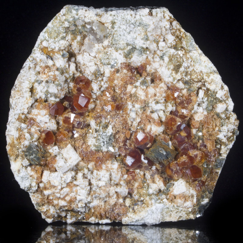Spessartine. Mine Wushan Spessartine, Chine