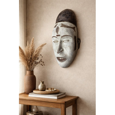 Masque mural ancien esprit antique peint