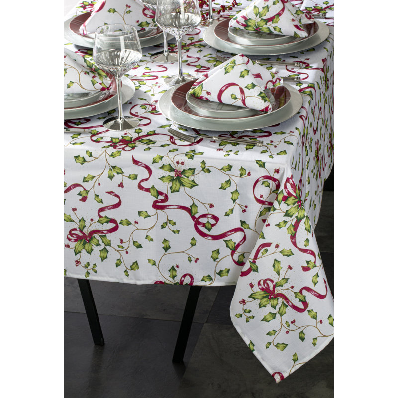 Saxis Holly Dining Linen Set