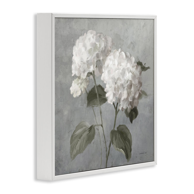  Paire d'hydrangées blanches, estampe numérique par Danhui Nai, H 24 po x l 24 po, Giclée encadrée blanc bord de mer