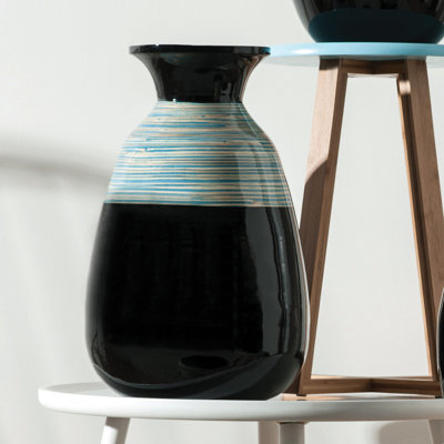 Eager Wood Table Vase