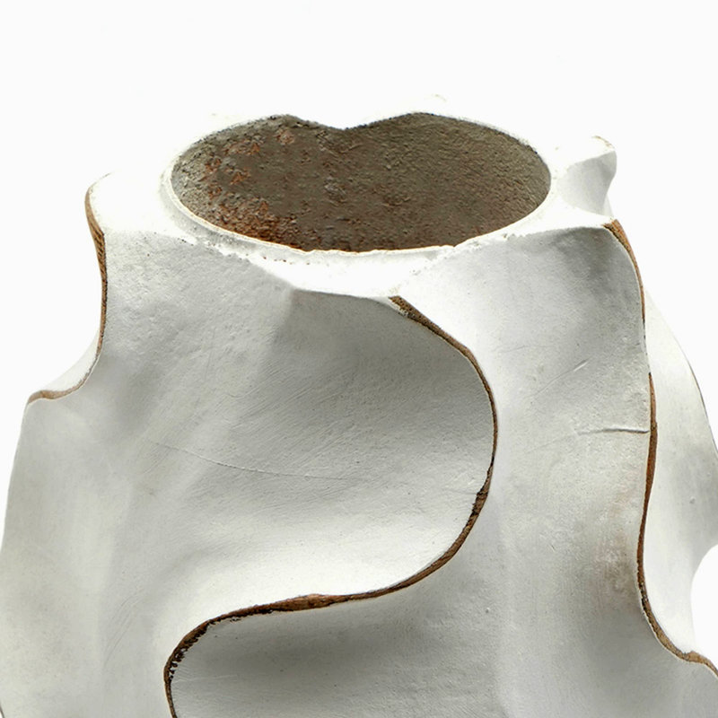 Vase en bois fabriqué à la main