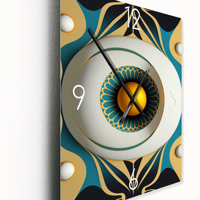 Horloge murale abstraite dorée, H 28 po x l 12 po x P 1 po