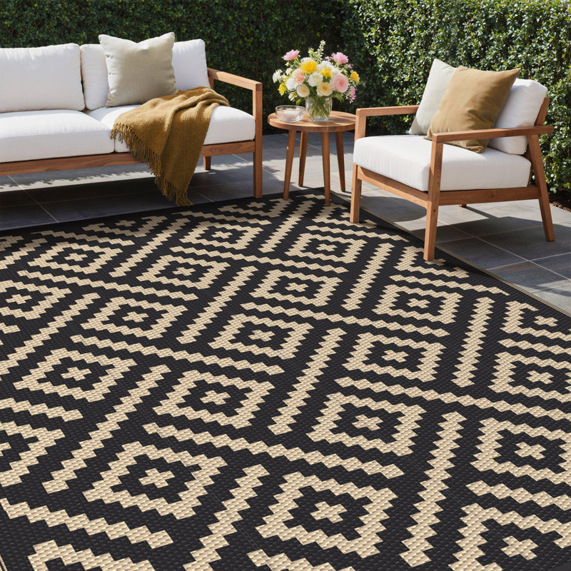 Shimeek Geometric Indoor & Outdoor Area Rug, Rectangle 180 x 270 cm, Beige/Black