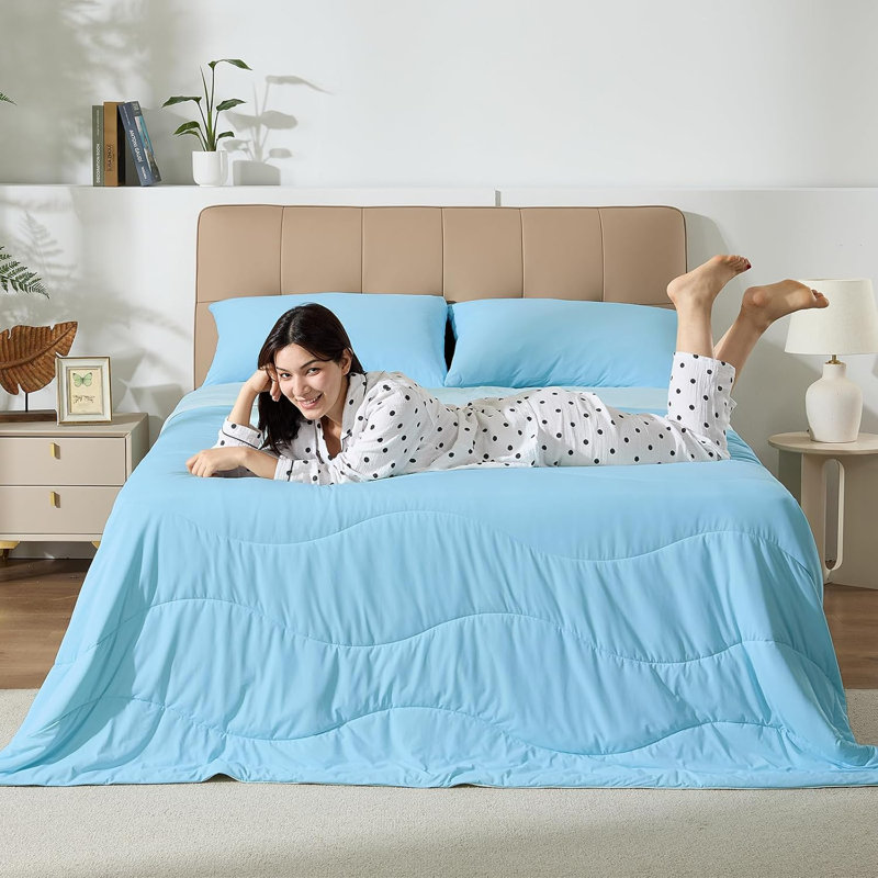 Édredon grand lit Bedtter® 90 po x 90 po pour lit chaud, Édredon très grand, Bleu
