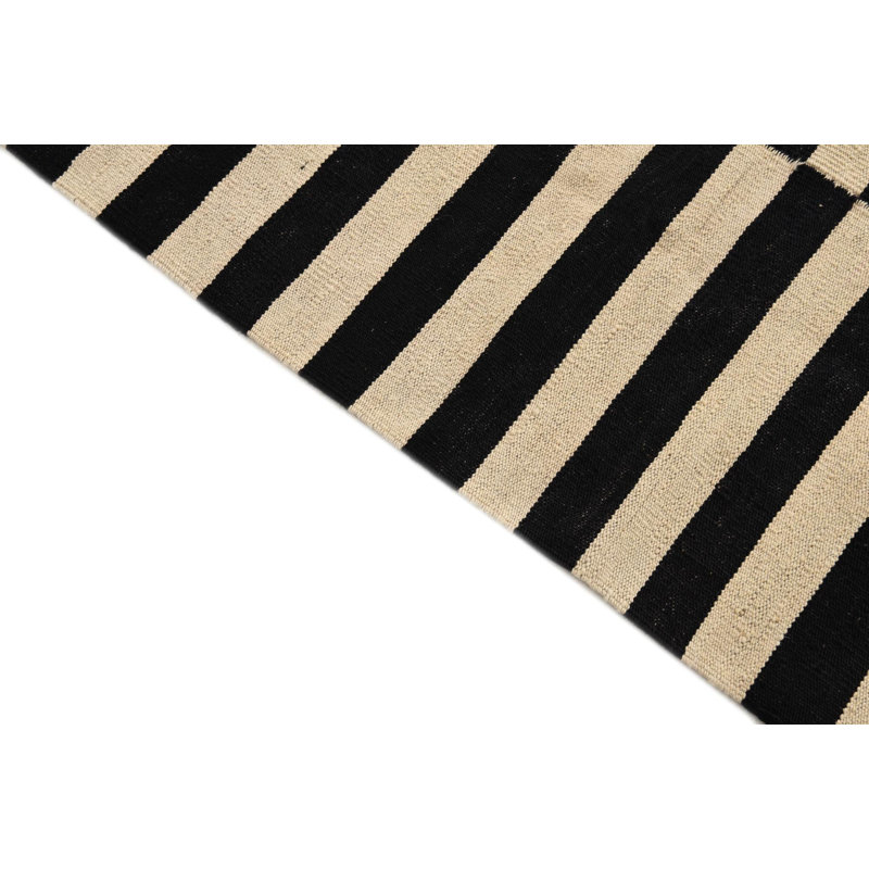 Tapis noir et blanc Orta