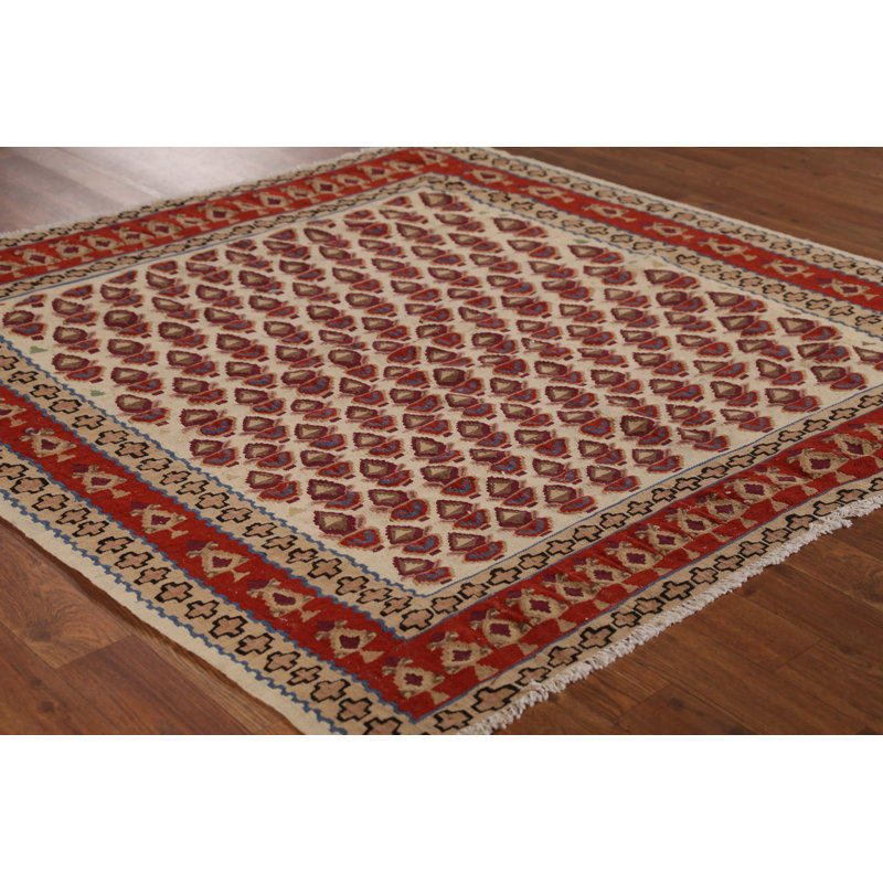 Tapis traditionnel géométrique 5 x 5