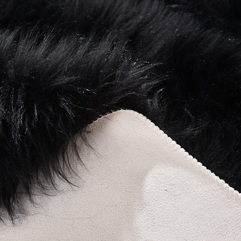 Colline Sheepskin Indoor Rug, Rectangle 6'7" x 10'