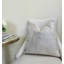 Housse de coussin en velours Vanilla Leaves-108655402