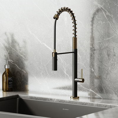 Chalet Pull Out Single Handle Kitchen Faucet